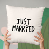 Coussin Just married Beige