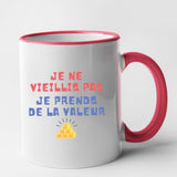 Mug Je ne vieillis pas je prends de la valeur Rouge