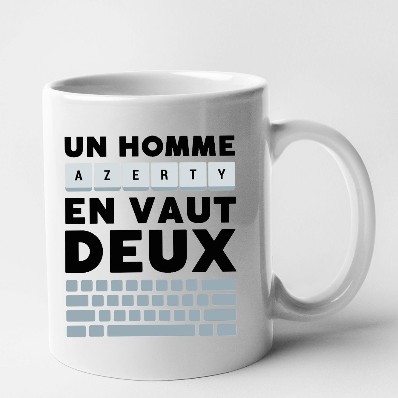 Mug Un homme AZERTY en vaut deux Blanc