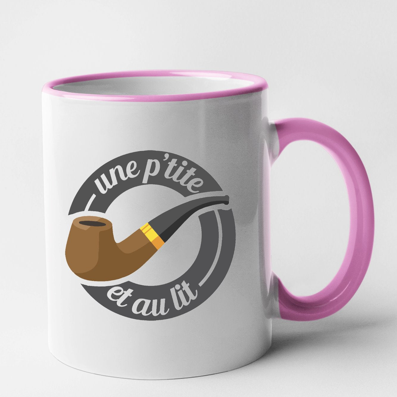 Mug Une petite pipe et au lit Rose