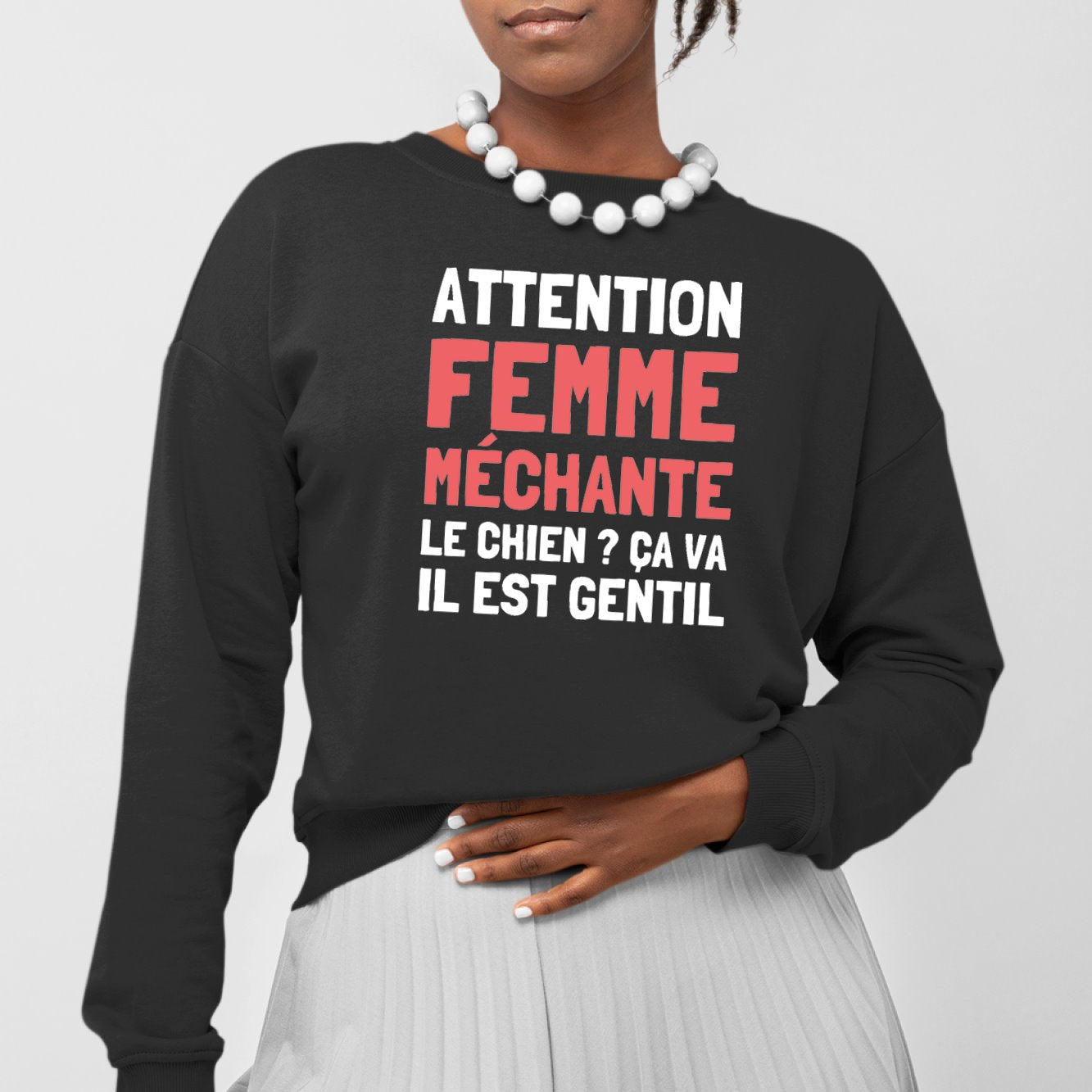 Sweat Adulte Attention femme méchante Noir