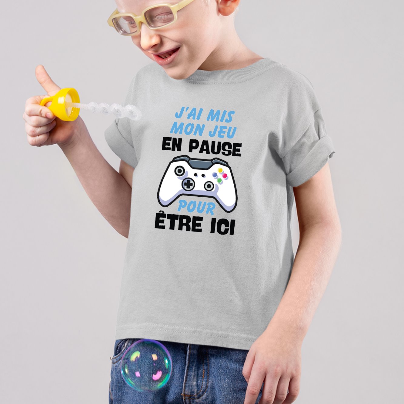 T-Shirt Enfant J'ai mis mon jeu en pause pour être ici Gris