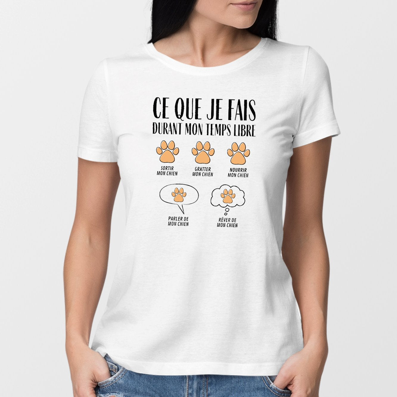 T-Shirt Femme Ce que je fais durant mon temps libre Chien Blanc