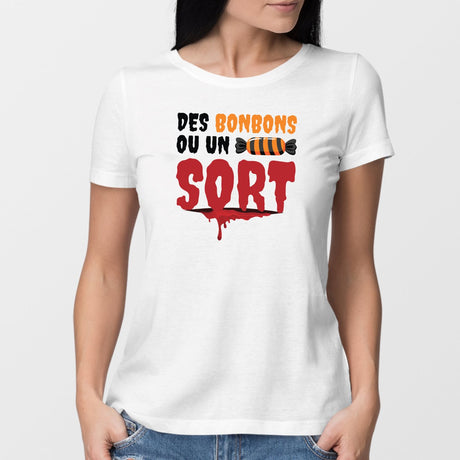T-Shirt Femme Des bonbons ou un sort Blanc