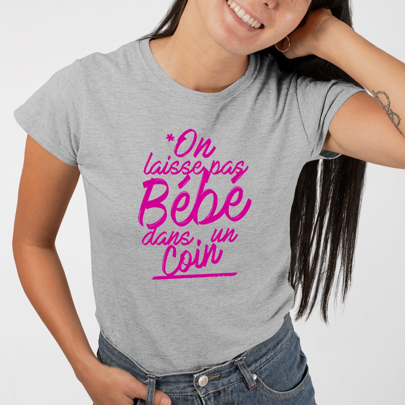 T-Shirt Femme On laisse pas bébé dans un coin Gris